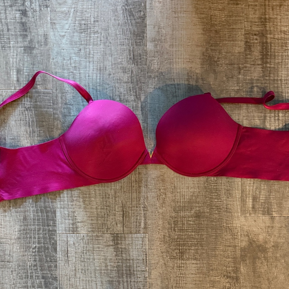 Victoria Secret Push Up Bra 38DD